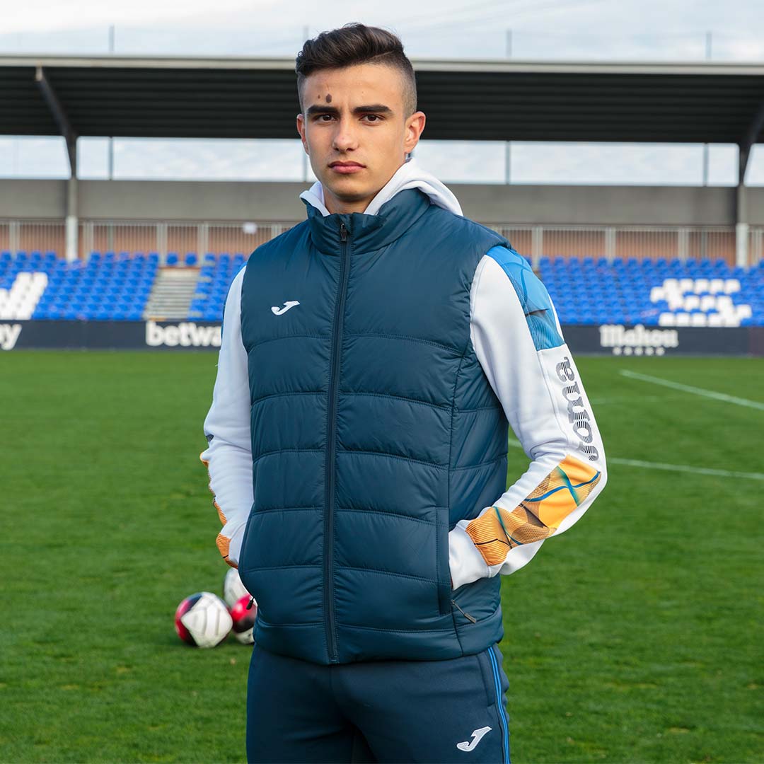 Banner Content Image: https://www.3qsports.co.uk/images/banner/source/Gilets.O8WsdBJ0cD.jpg?t=1716498409