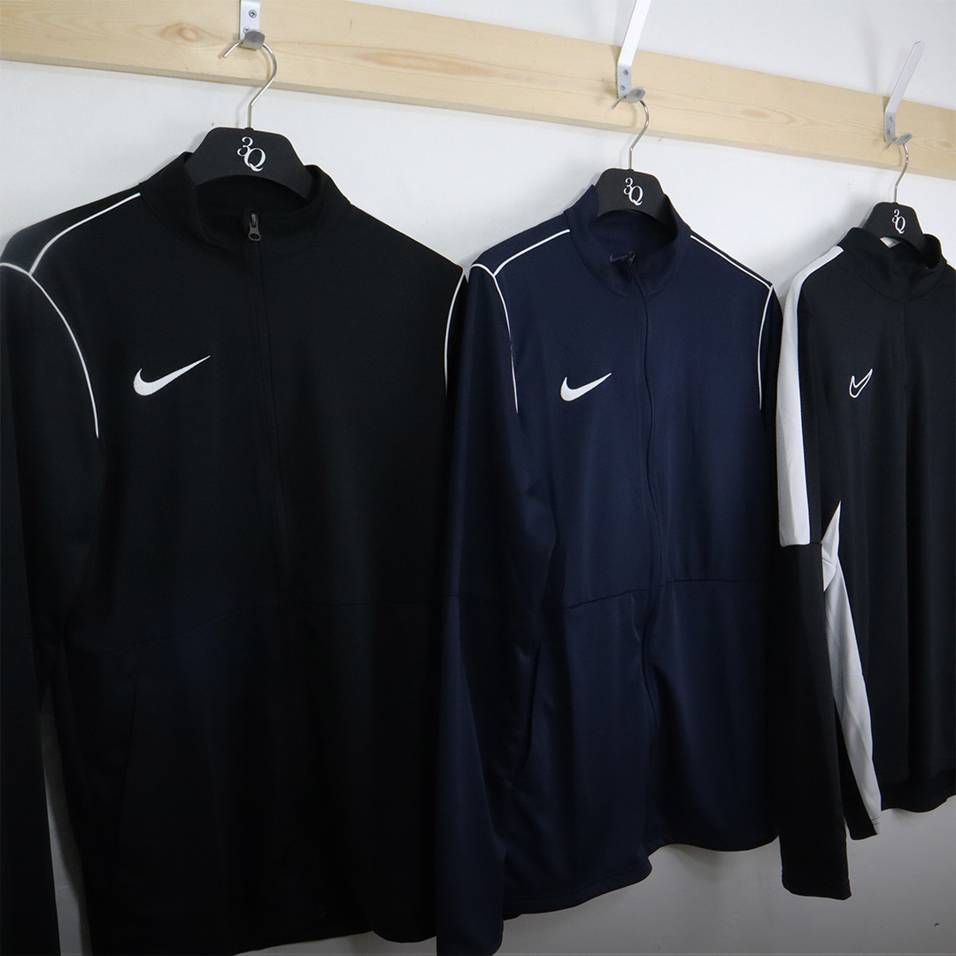 Banner Content Image: https://www.3qsports.co.uk/images/banner/source/Nike.e2bWq07mA3.jpg?t=1731315769