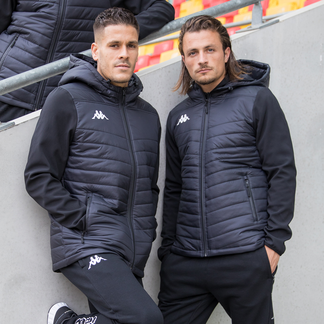 Banner Content Image: https://www.3qsports.co.uk/images/banner/source/Rain%20Jackets.880jJ0yjKb.jpg?t=1716498409