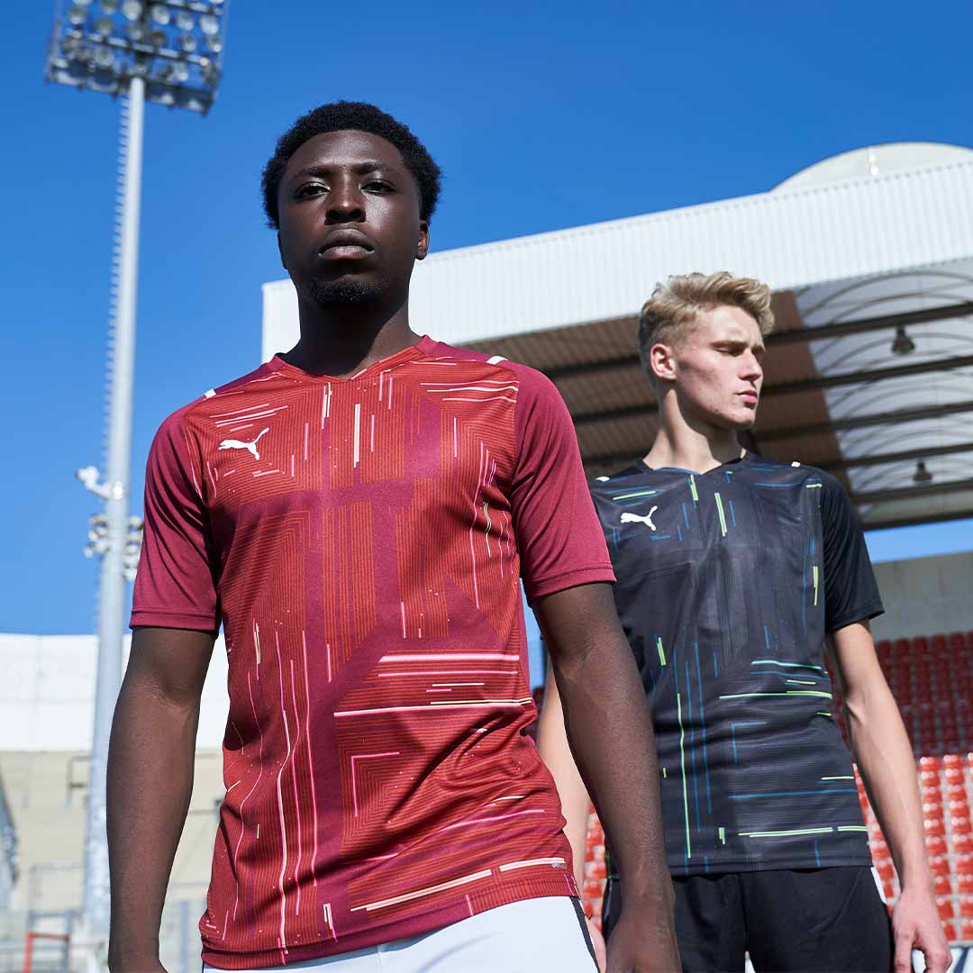 Banner Content Image: https://www.3qsports.co.uk/images/banner/source/Shirts.8mEx9DTr7R.jpg?t=1716498409