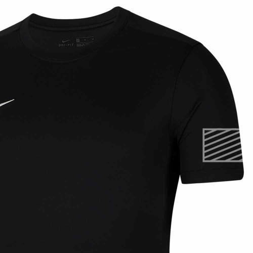 3Q Embroidered Logo- Small