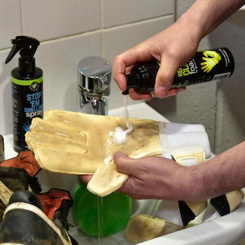 GloveGlu Keep 'Em Clean Foama (200ml)